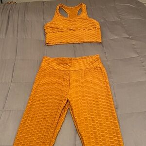 Gym workout clothes set new!